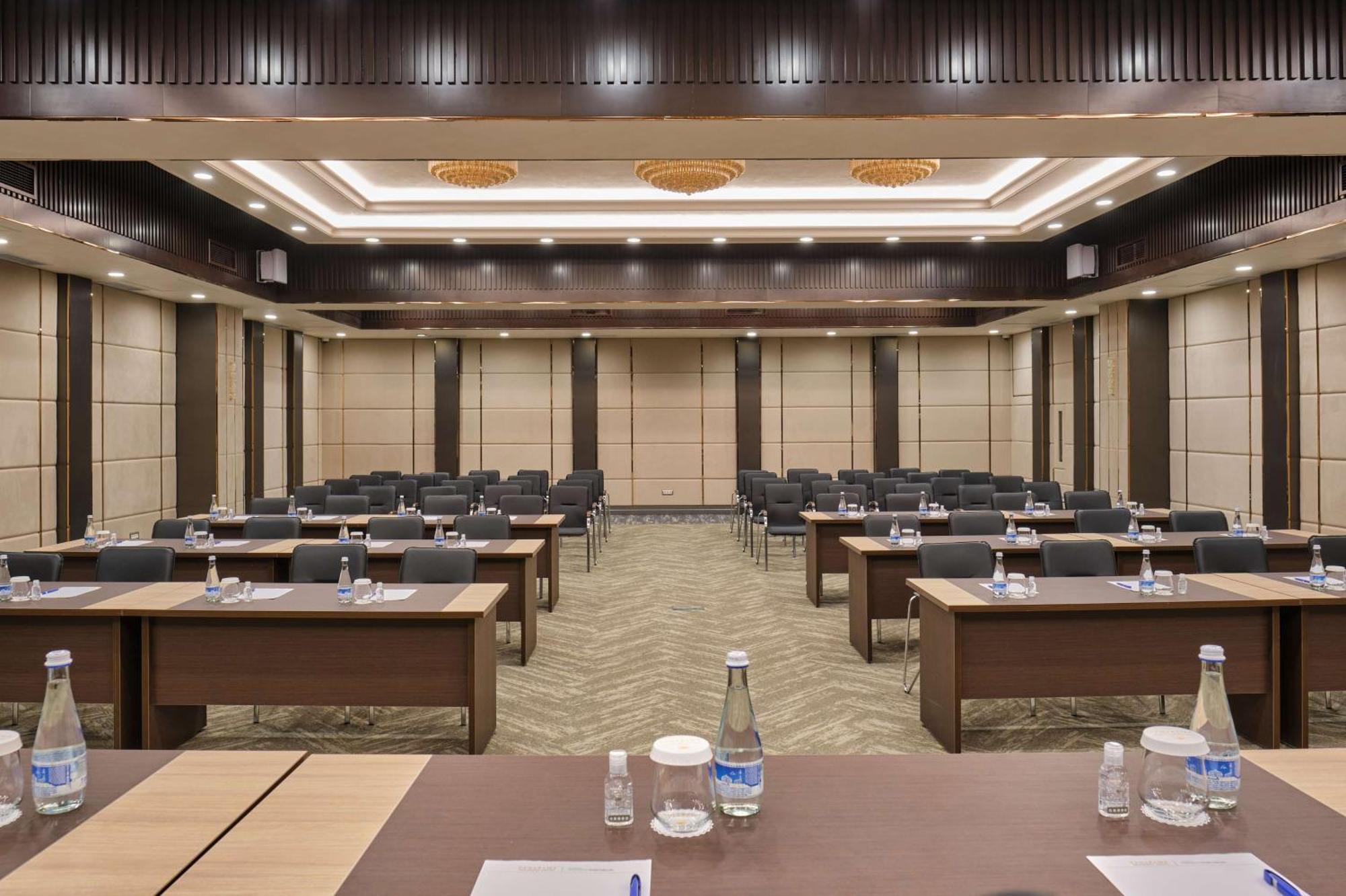 Panarams Tashkent Hotel, A Member Of Radisson Individuals מראה חיצוני תמונה